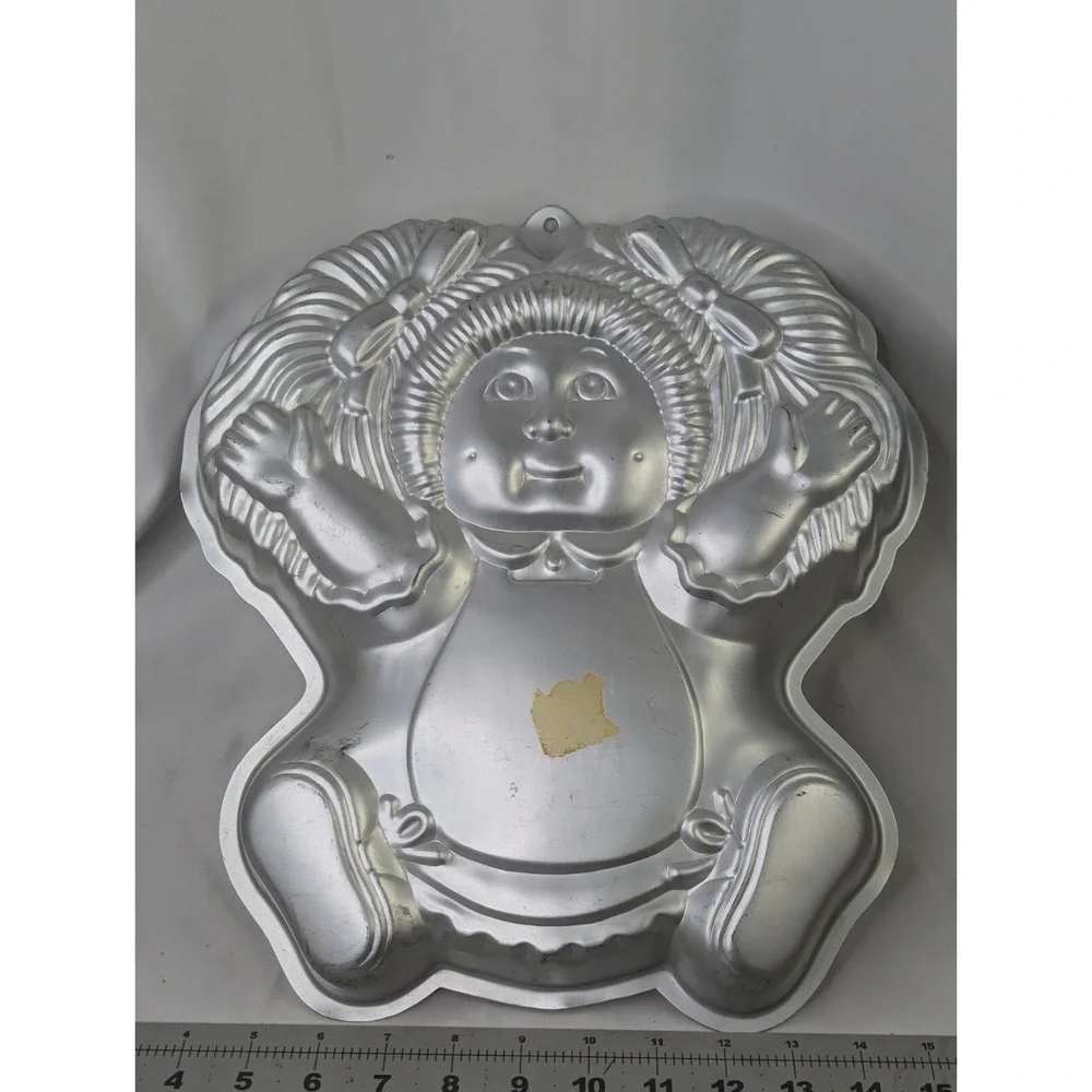 Wilton Cabbage Patch‎ Kids Doll Cake Pan 2105-1984